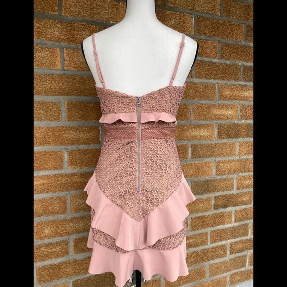 BARDOT FAE LACE DRESS IN DUSTY ROSE 6 - Picture 5 of 16